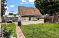 2 W REDMONT ROAD, WILMINGTON, DE 19804