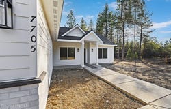 7705 E Howard Rd, Athol, ID 83801