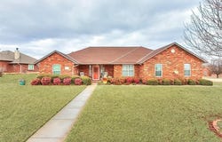 1261 Paulette Drive, Piedmont, OK 73078