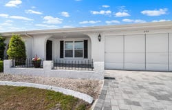 204 CACTUSFLOWER LANE, SUN CITY CENTER, FL 33573