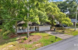 153 Lakeview Loop, Daphne, AL 36526