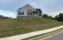 2593 Shoreline Vista, Morristown, TN 37814