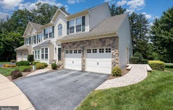 1471 HERITAGE LANE, YORK, PA 17403