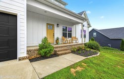 661 Riddle Rd, Dayton, TN 37321