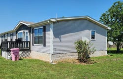 11 Cale Lane, Calera, OK 74730