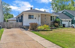 135 Mapleview Drive, Tonawanda, NY 14150