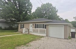 500 E Winter Avenue, Greenville, IL 62246