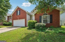 876 Ashton Oak, Stone Mountain, GA 30083