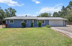 19017 Snowflake Lane, Redding, CA 96003