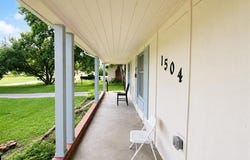 1504 E 7th Street, Okmulgee, OK 74447