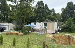 418 McQueen Lane, McKee, KY 40447