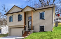 2407 N BROADWAY Street, COUNCIL BLUFFS, IA 51503