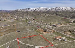 Sycamore Drive, Tehachapi, CA 93561