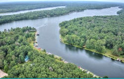 N1176 MORNING STAR Road, KESHENA, WI 53135