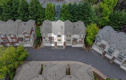 10739 SW CANTERBURY LN, Tigard, OR 97224