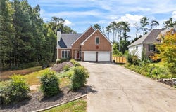 11 Harbor Lane, White, GA 30184