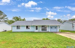 3104 Sandlin Road SW, Decatur, AL 35603