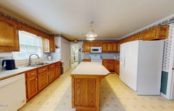 1080 Valley Road, Dyersburg, TN 38024