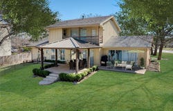 400 Driftwood Court, Azle, TX 76020