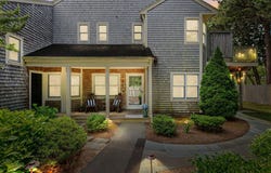 39 Oak Glen Village, Yarmouth Port, MA 02675