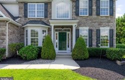 402 NASTASI COURT, MULLICA HILL, NJ 08062