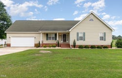 260 Naylor School Road, Roseboro, NC 28382
