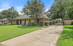 110 Oak Grove Drive, Brandon, MS 39047