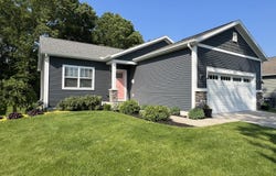 2650 Eagle Ridge, Muskegon, MI 49444