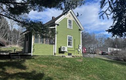 6 Merry Lane, Boothbay, ME 04537