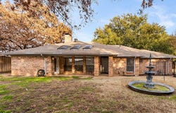 400 Ricker Court, Irving, TX 75061