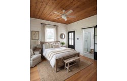 502 Upton Ave, Schulenburg, TX 78956