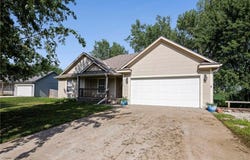 11647 Woodrail Avenue, Richmond, MO 64085