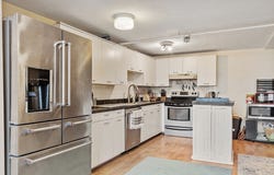 200 Market St, Lowell, MA 01852