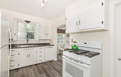 2215 S Belvoir Boulevard, University Heights, OH 44118