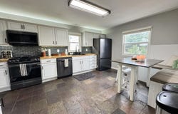 1906 Edison Street, Schererville, IN 46375