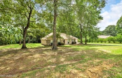 35 Cedar Wood Drive, Perkinston, MS 39573