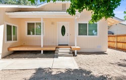 2445 Toyon Street, Anderson, CA 96007