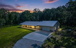 2335 E 485th Road, Halfway, MO 65663