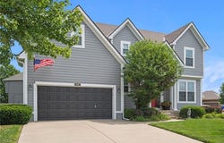 435 W Colleen Court, Gardner, KS 66030