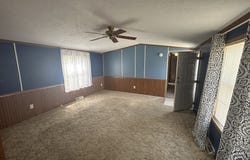 486 California, Belleville, MI 48111