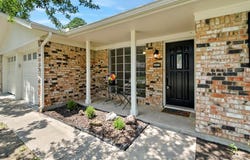 2005 Maplewood Drive, Gainesville, TX 76240