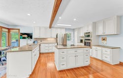 127 Newhaven Rd, Oak Ridge, TN 37830