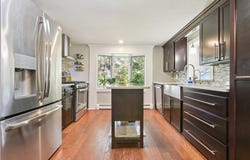 7 Rocky Ledge Drive, Clinton, CT 06413