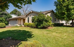 2202 Lander Ln, Waukesha, WI 53188