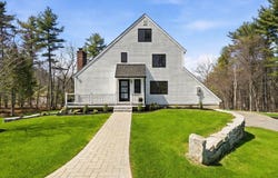 13 Sunridge Rd, Windham, NH 03087