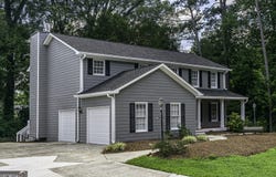 1043 Wash Lee, Lilburn, GA 30047