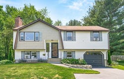 60 Oxford Rd, Dracut, MA 01826