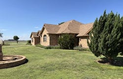 1900 S Interstate 27, Plainview, TX 79072