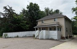 1148 E Main Street, Reedsburg, WI 53959