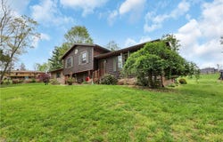 1040 Ivy Drive, Zanesville, OH 43701